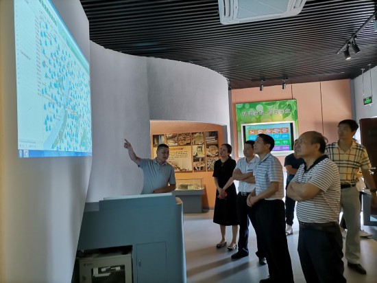 南宁市白蚁防治所被命名为南宁市科普教育基地南宁市是白蚁危害重灾区，每年发生白蚁危害案例多达2000余起，但是白蚁危害是可防可控的。市白蚁所始终把白蚁防治科普作为白蚁防治工作的重要组成部分，并积极拓展和丰富科普素材。【详细】 